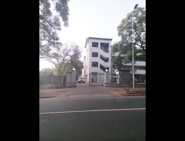 2 BEDROOM APARTMENT FOR SALE IN ARCADIA